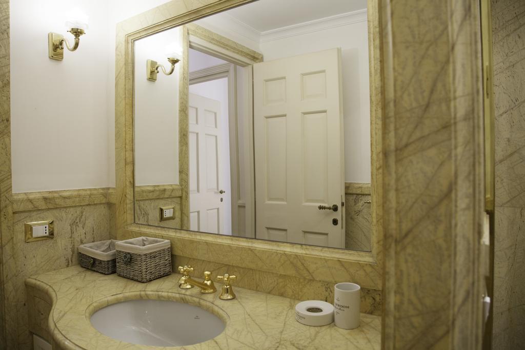 Capital Navona Luxury Apartment Casa E Appartamento Per Vacanze روما المظهر الخارجي الصورة